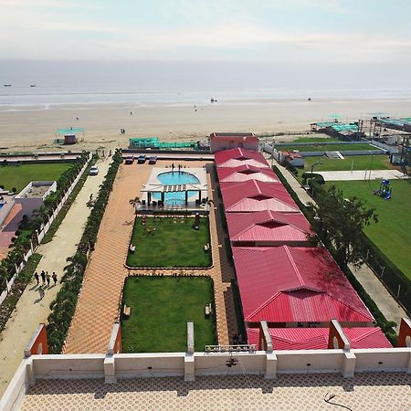 Prasant On Beach Resort !! Lift - Wifi -Restaurant-Parking Facilities-Newly Decorated Room !! Мандармани Экстерьер фото
