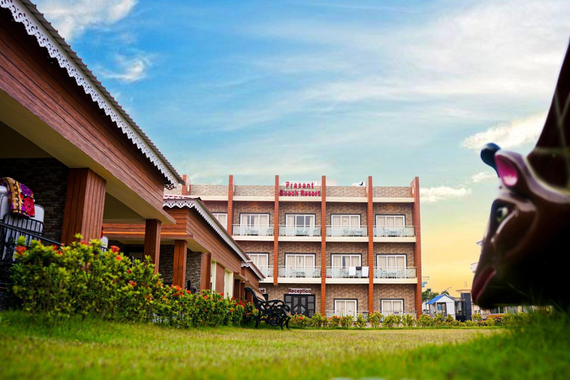 Prasant On Beach Resort !! Lift - Wifi -Restaurant-Parking Facilities-Newly Decorated Room !! Мандармани Экстерьер фото