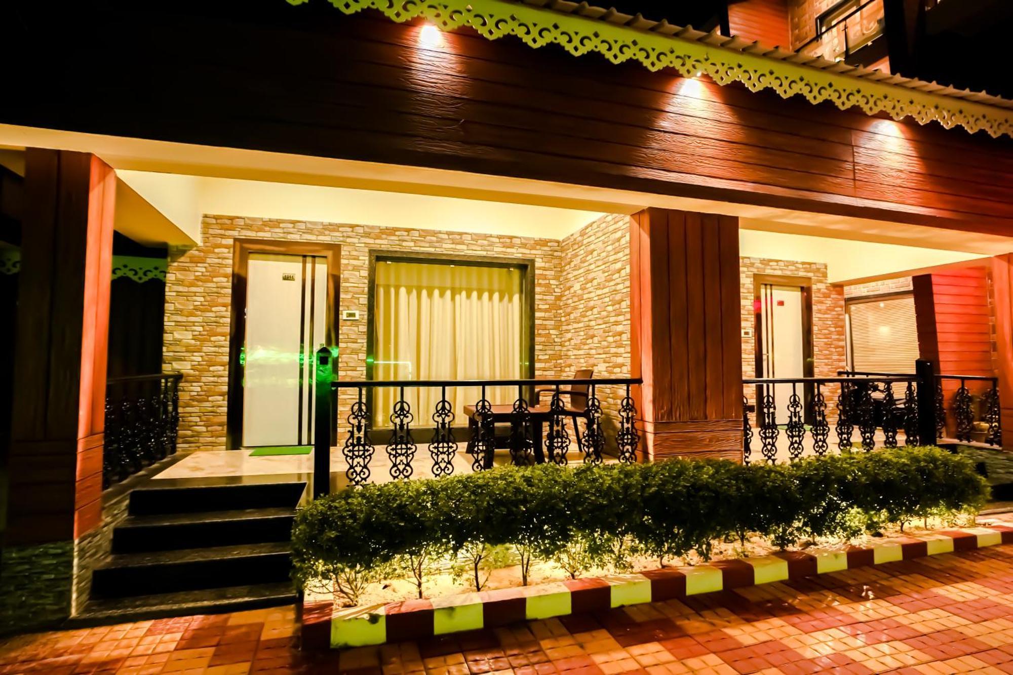 Prasant On Beach Resort !! Lift - Wifi -Restaurant-Parking Facilities-Newly Decorated Room !! Мандармани Экстерьер фото